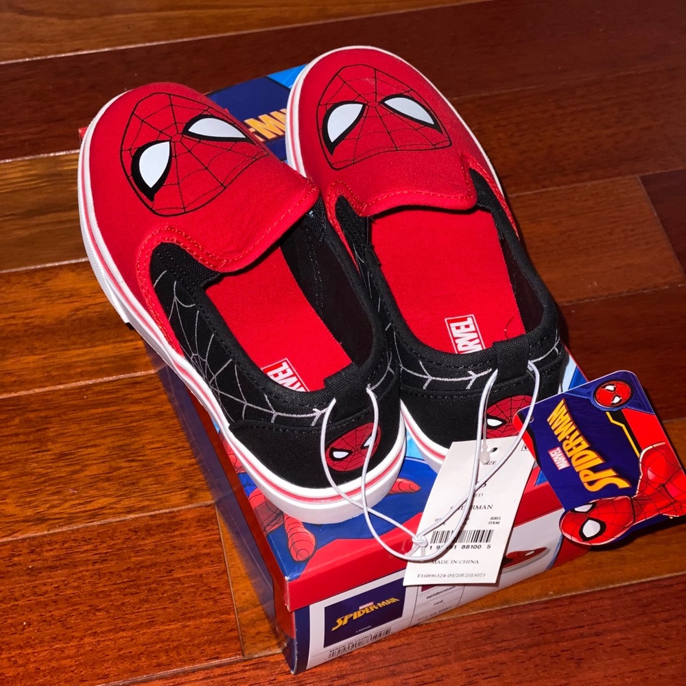 Spider-Man shoes size 13 boys